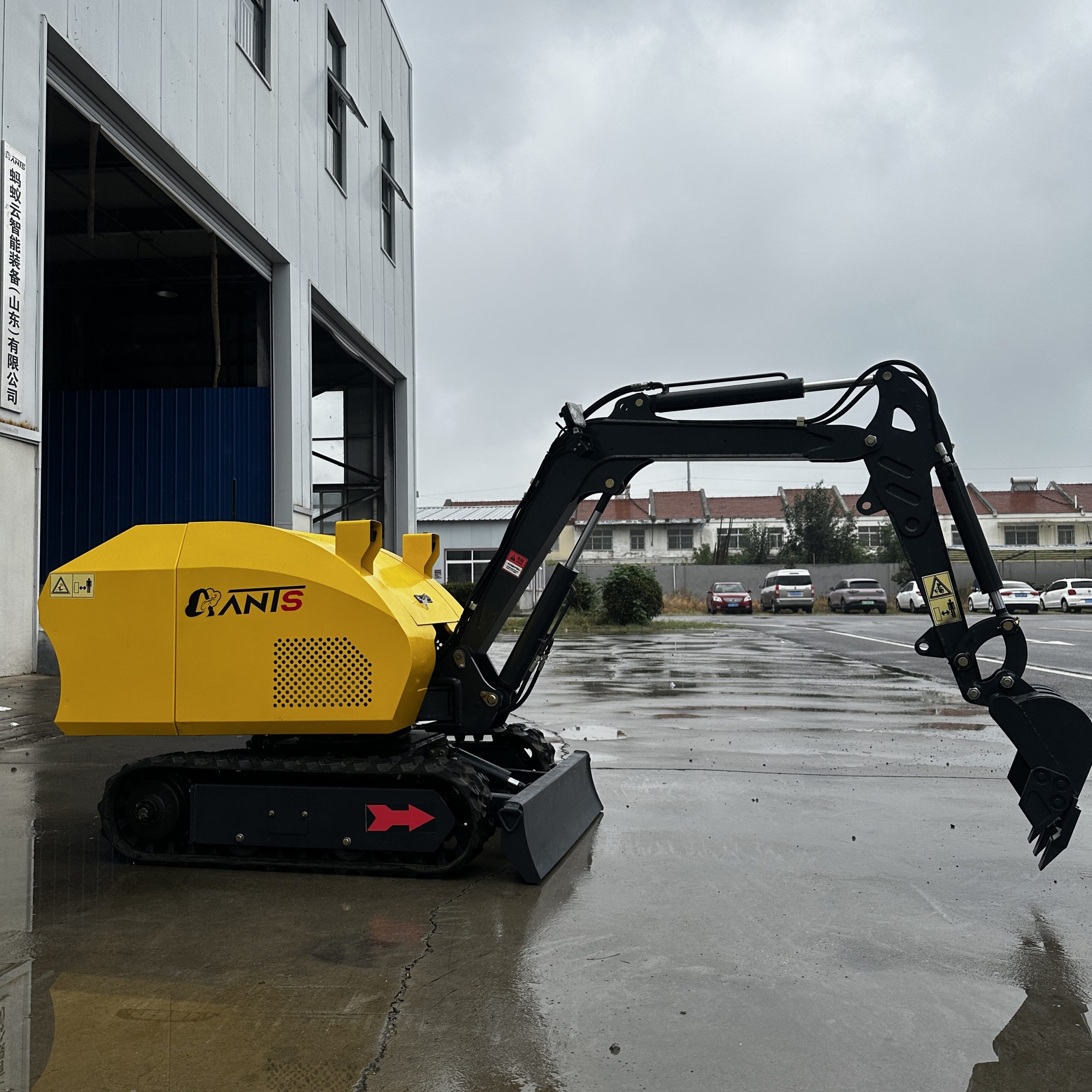 MR10 mini electric excavator exterior display